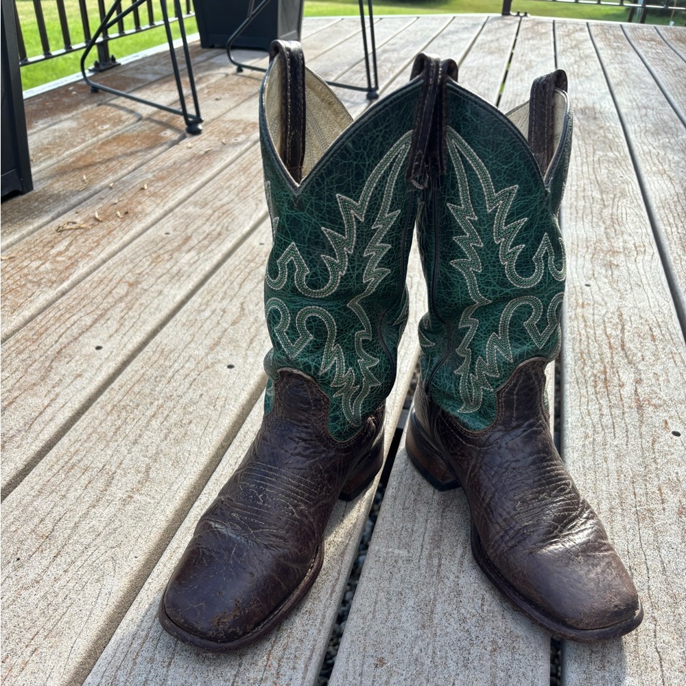 Women’s Brahma Size 7 Cowboy Boots